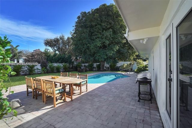 948 NE 26th Ave, Pompano Beach, FL 33062