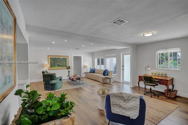 948 NE 26th Ave, Pompano Beach, FL 33062