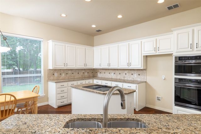 4136 Willingham Court, Fort Worth, TX 76244