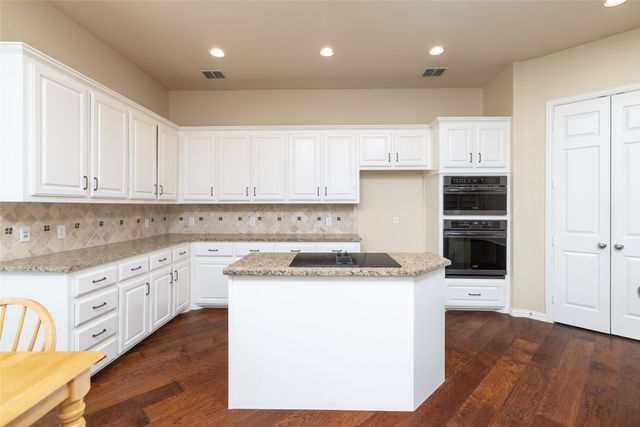 4136 Willingham Court, Fort Worth, TX 76244