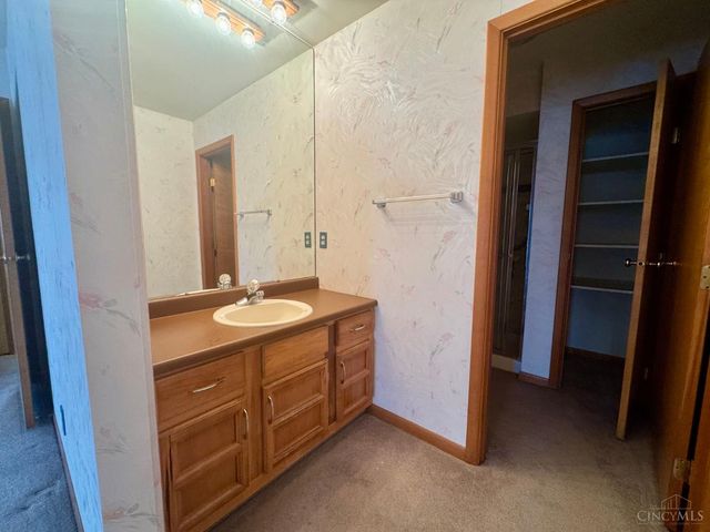 5895 Quailhill Drive, Green Twp, OH 45233