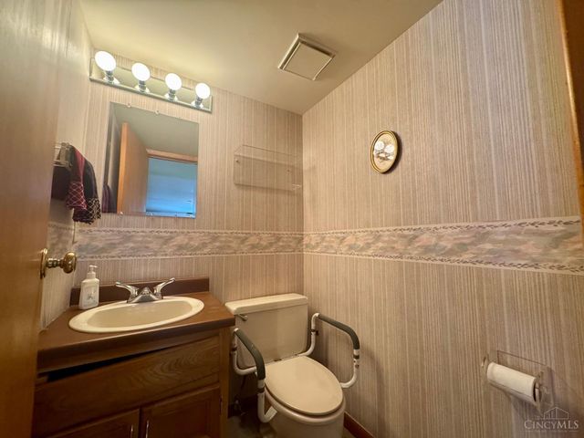 5895 Quailhill Drive, Green Twp, OH 45233