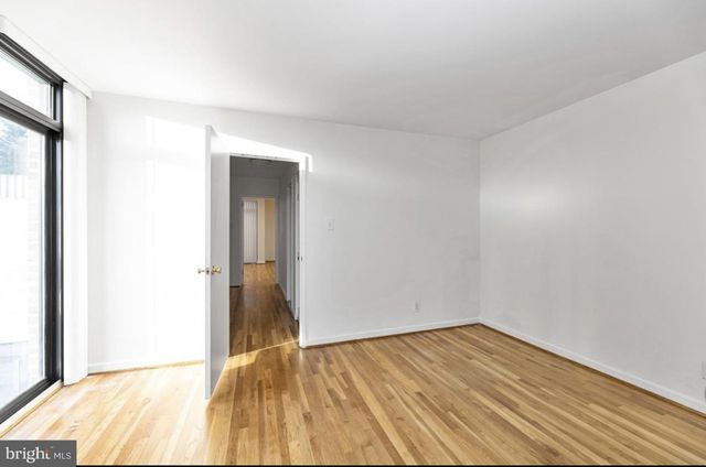 387 N ST SW, Washington, DC 20024