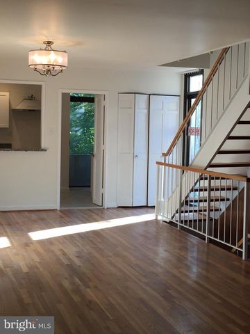 387 N ST SW, Washington, DC 20024