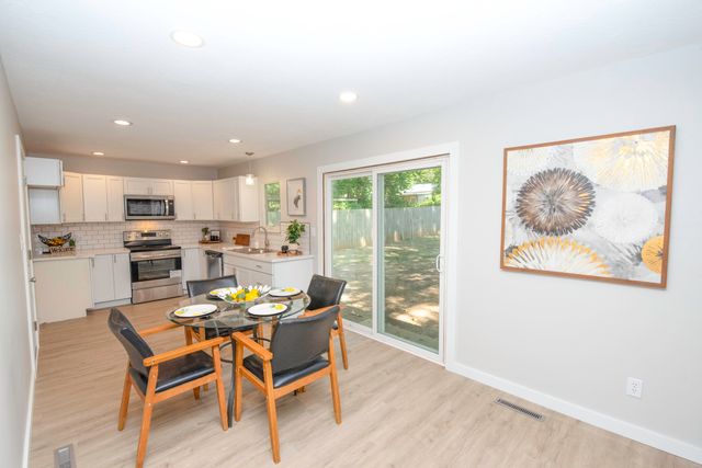 3504 S Kansas Avenue, Springfield, MO 65807