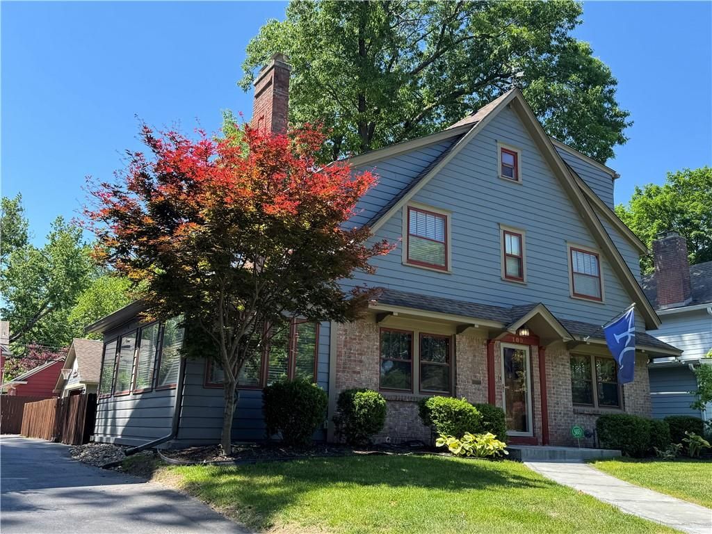 109 W 65th Street, Kansas City, MO 64113