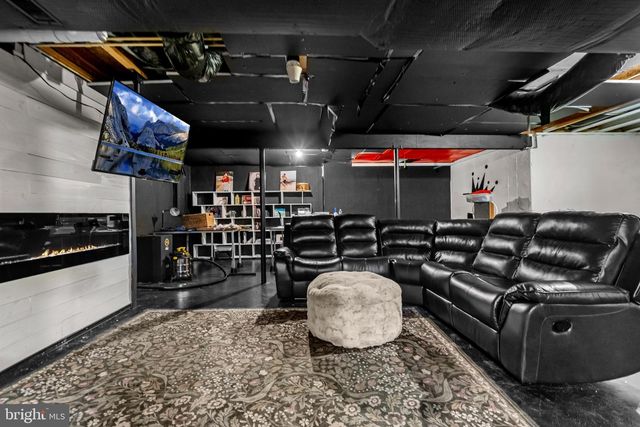 953 COURT HOUSE POINT RD, Chesapeake City, MD 21915