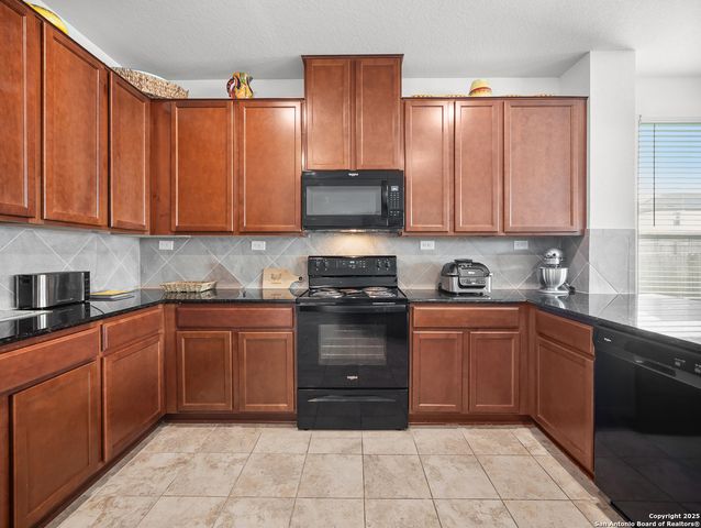 220 Shadow Terrace, Universal City, TX 78148