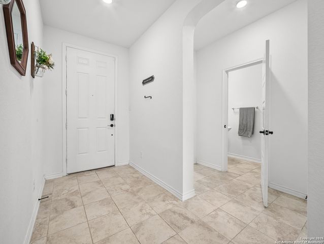 220 Shadow Terrace, Universal City, TX 78148