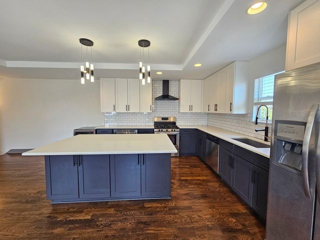 28 N Hill St, Nashville, TN 37210