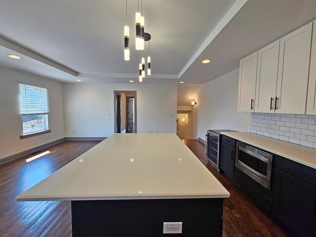 28 N Hill St, Nashville, TN 37210