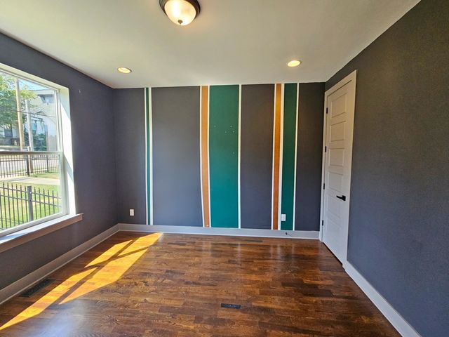 28 N Hill St, Nashville, TN 37210