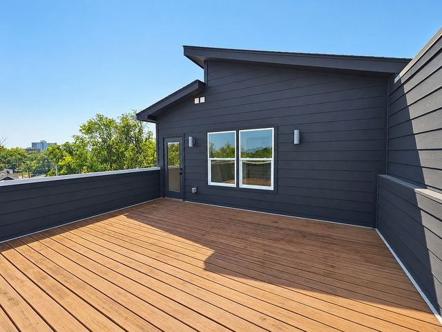28 N Hill St, Nashville, TN 37210