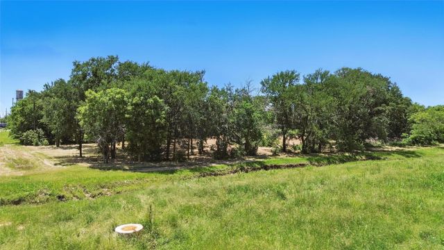 0000 N Fourth, Gunter, TX 75058