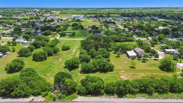 0000 N Fourth, Gunter, TX 75058