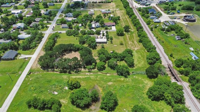 0000 N Fourth, Gunter, TX 75058