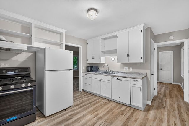 9218 Portland Avenue S, Bloomington, MN 55420