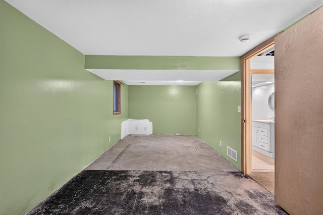 9218 Portland Avenue S, Bloomington, MN 55420