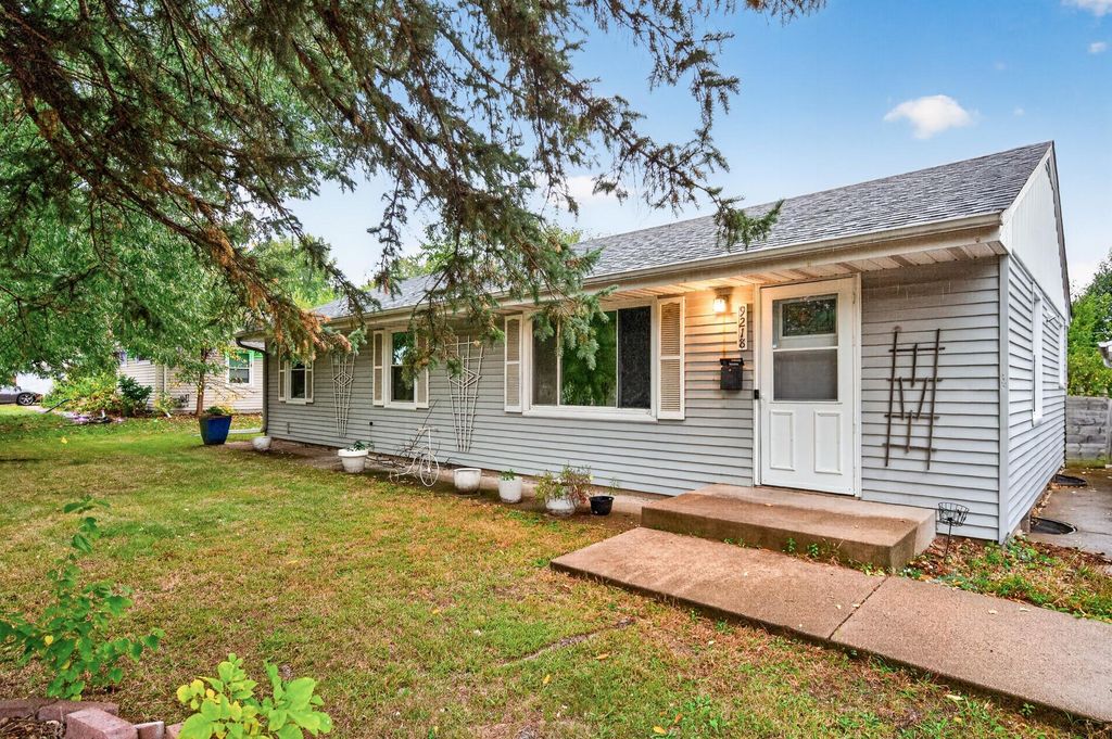 9218 Portland Avenue S, Bloomington, MN 55420 — photo 2