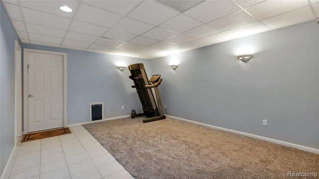 6621 Glenshaw Court, West Bloomfield, MI 48322