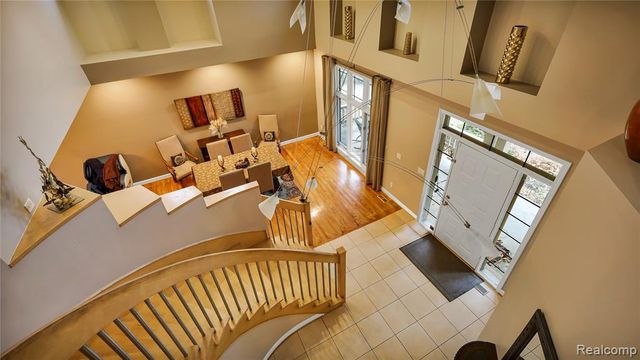 6621 Glenshaw Court, West Bloomfield, MI 48322