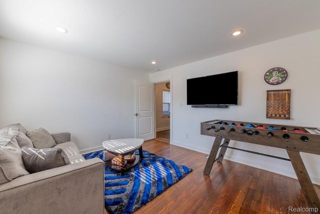 644 Melbourne Street, Detroit, MI 48202