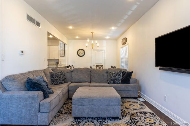 644 Melbourne Street, Detroit, MI 48202