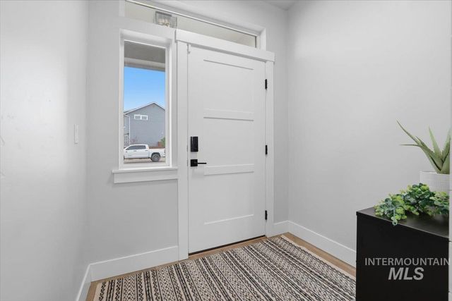 6937 S Sunfish Way, Boise, ID 83709