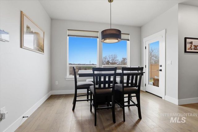 6937 S Sunfish Way, Boise, ID 83709