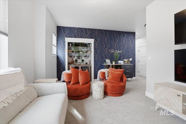 6937 S Sunfish Way, Boise, ID 83709