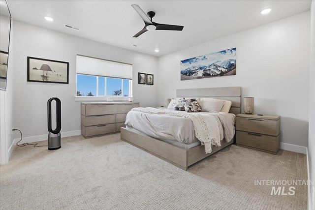 6937 S Sunfish Way, Boise, ID 83709