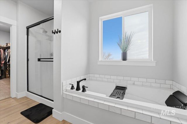 6937 S Sunfish Way, Boise, ID 83709