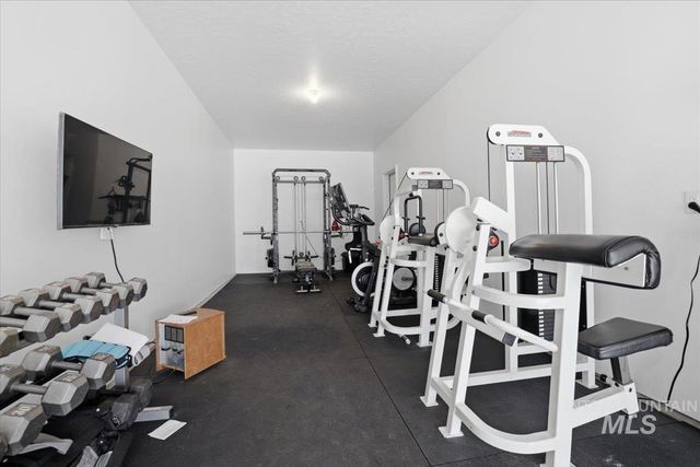 6937 S Sunfish Way, Boise, ID 83709