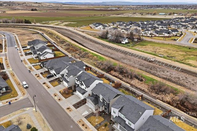 6937 S Sunfish Way, Boise, ID 83709