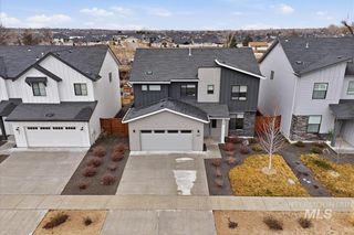 6937 S Sunfish Way, Boise, ID 83709