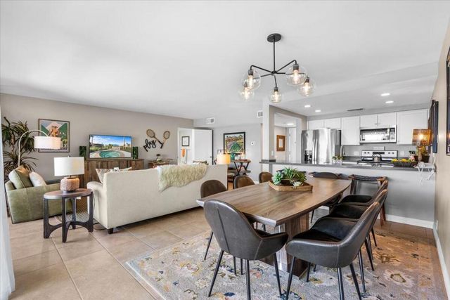 45720 Club Circle Drive 285, Palm Desert, CA 92260