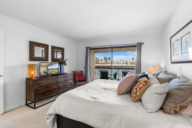 45720 Club Circle Drive 285, Palm Desert, CA 92260