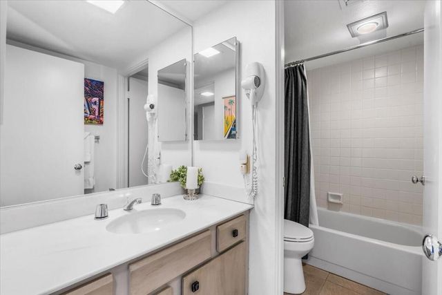 45720 Club Circle Drive 285, Palm Desert, CA 92260