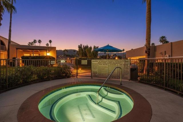 45720 Club Circle Drive 285, Palm Desert, CA 92260