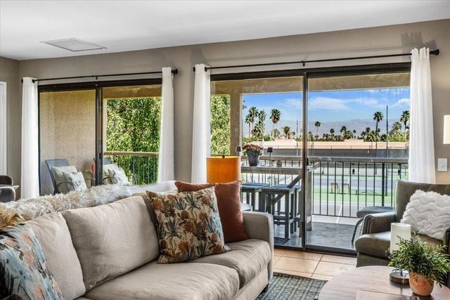 45720 Club Circle Drive 285, Palm Desert, CA 92260