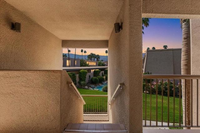 45720 Club Circle Drive 285, Palm Desert, CA 92260