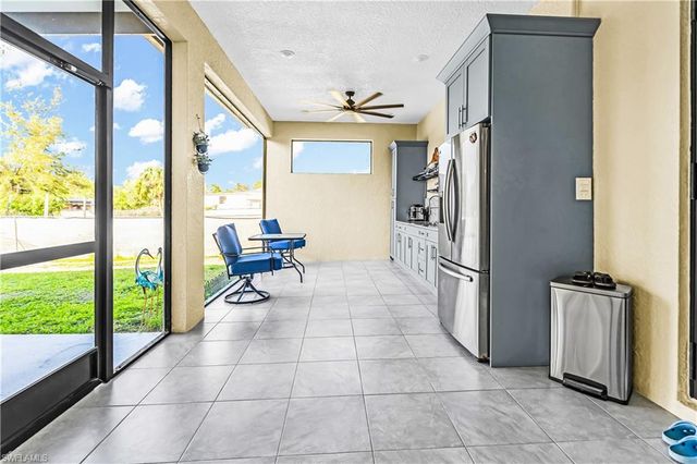 2557 29th AVE NE, Naples, FL 34120