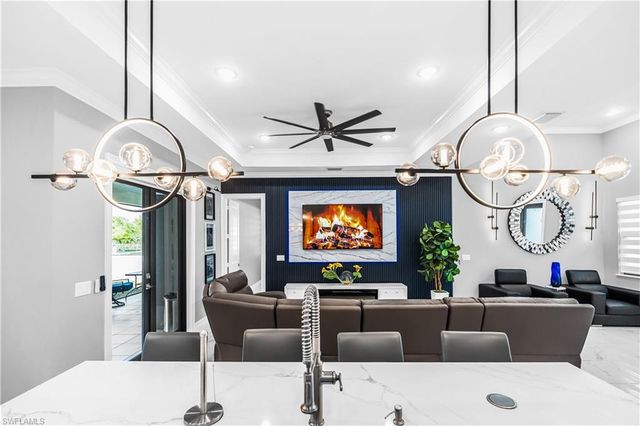 2557 29th AVE NE, Naples, FL 34120