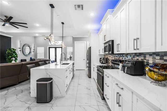 2557 29th AVE NE, Naples, FL 34120