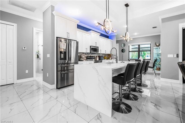 2557 29th AVE NE, Naples, FL 34120