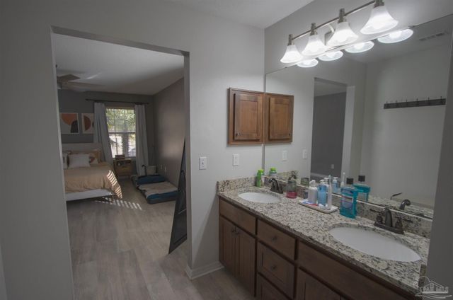 1232 Greystone Ln, Pensacola, FL 32514