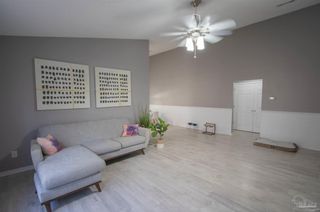 1232 Greystone Ln, Pensacola, FL 32514