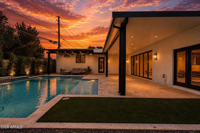 4348 E MITCHELL Drive, Phoenix, AZ 85018