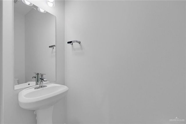 6127 White River Drive, Mcallen, TX 78504