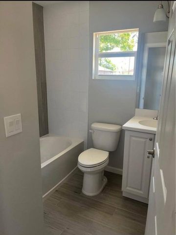 1240 NW Antoch Avenue, Stuart, FL 34994